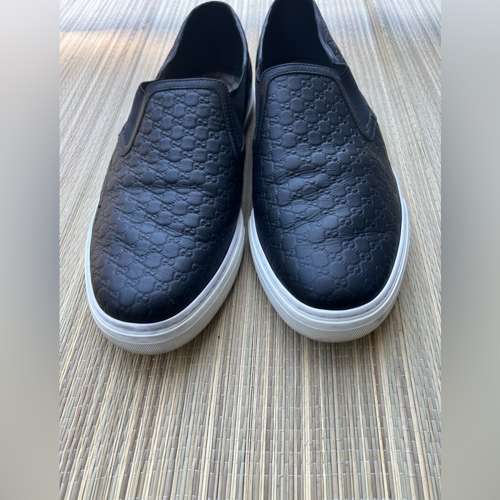 Gucci slip-on sneakers Size 10.5